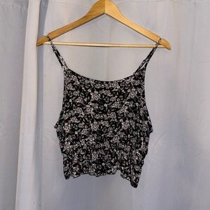 Cropped spaghetti strap tank